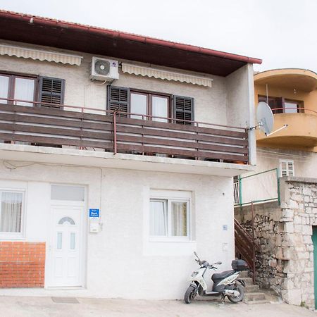 Apartment Majda Σίμπενικ Εξωτερικό φωτογραφία