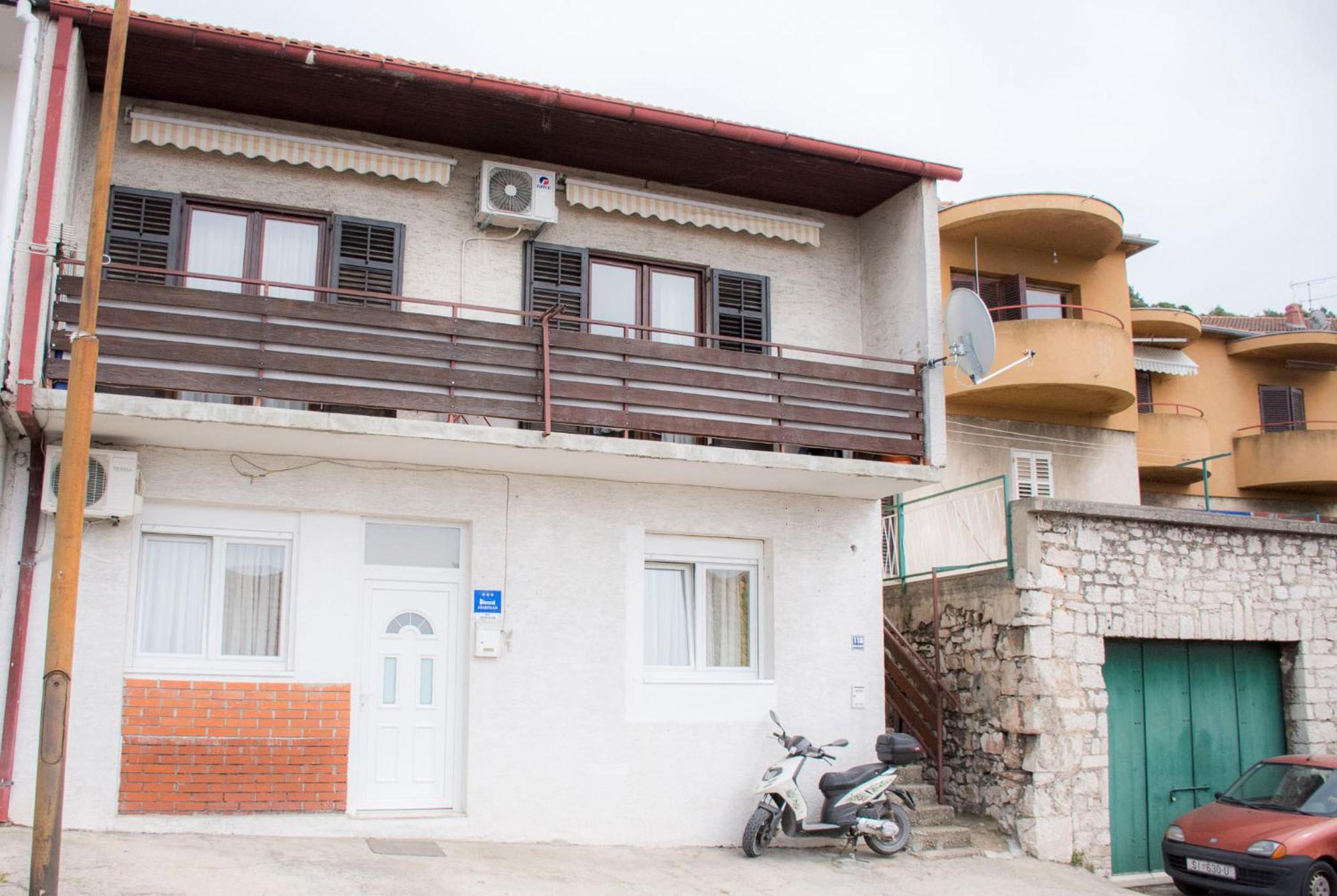Apartment Majda Σίμπενικ Εξωτερικό φωτογραφία